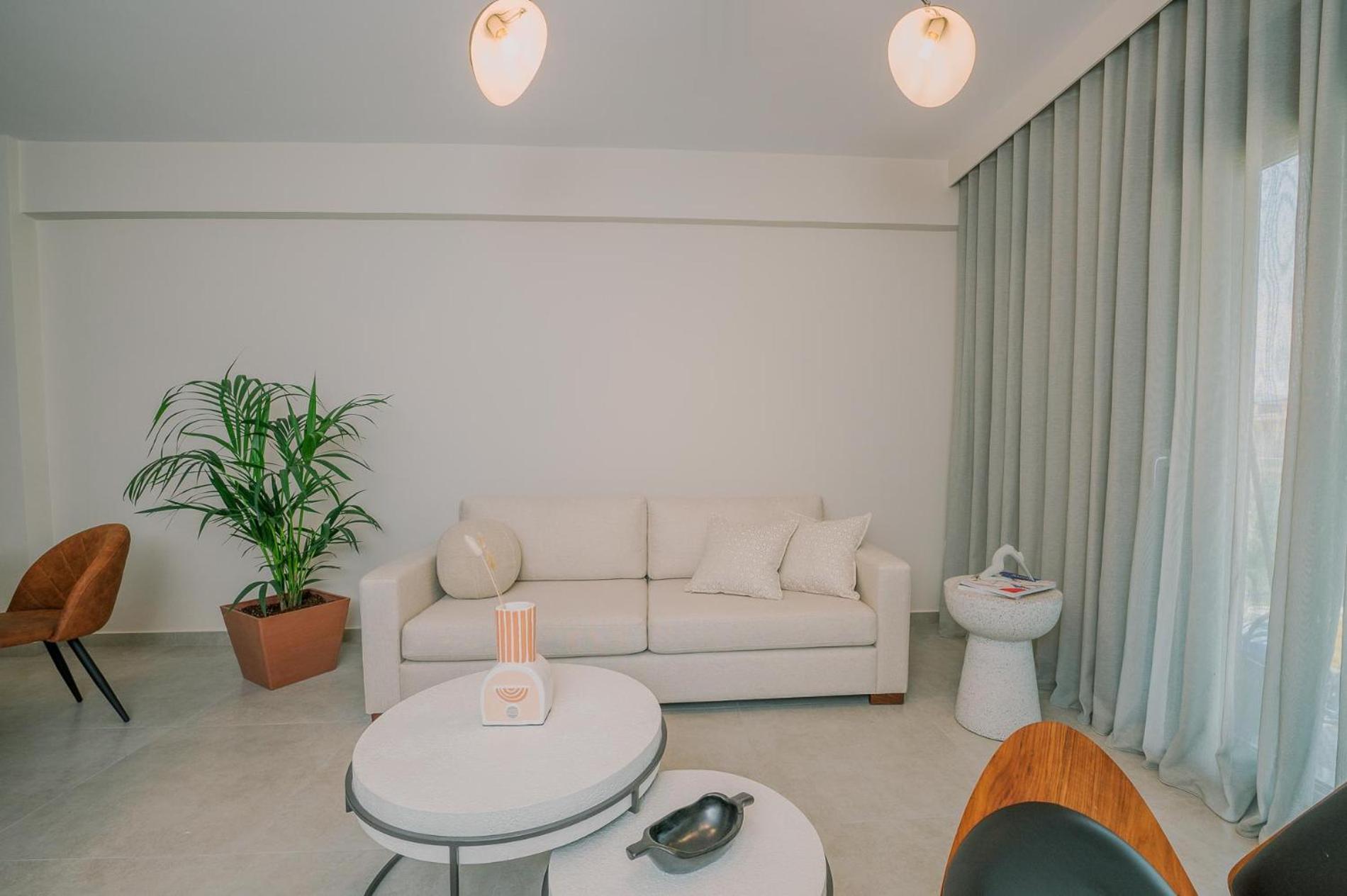 Hama Luxury Seaside Apartments Corinth Exterior photo